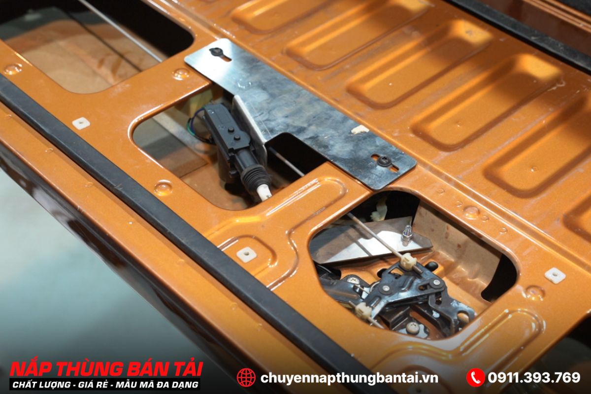 KHÓA BỬNG CHO FORD RAPTOR 2023