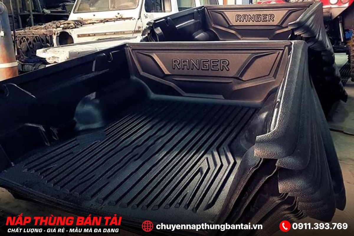 LÓT THÙNG CHO FORD RANGER 2023