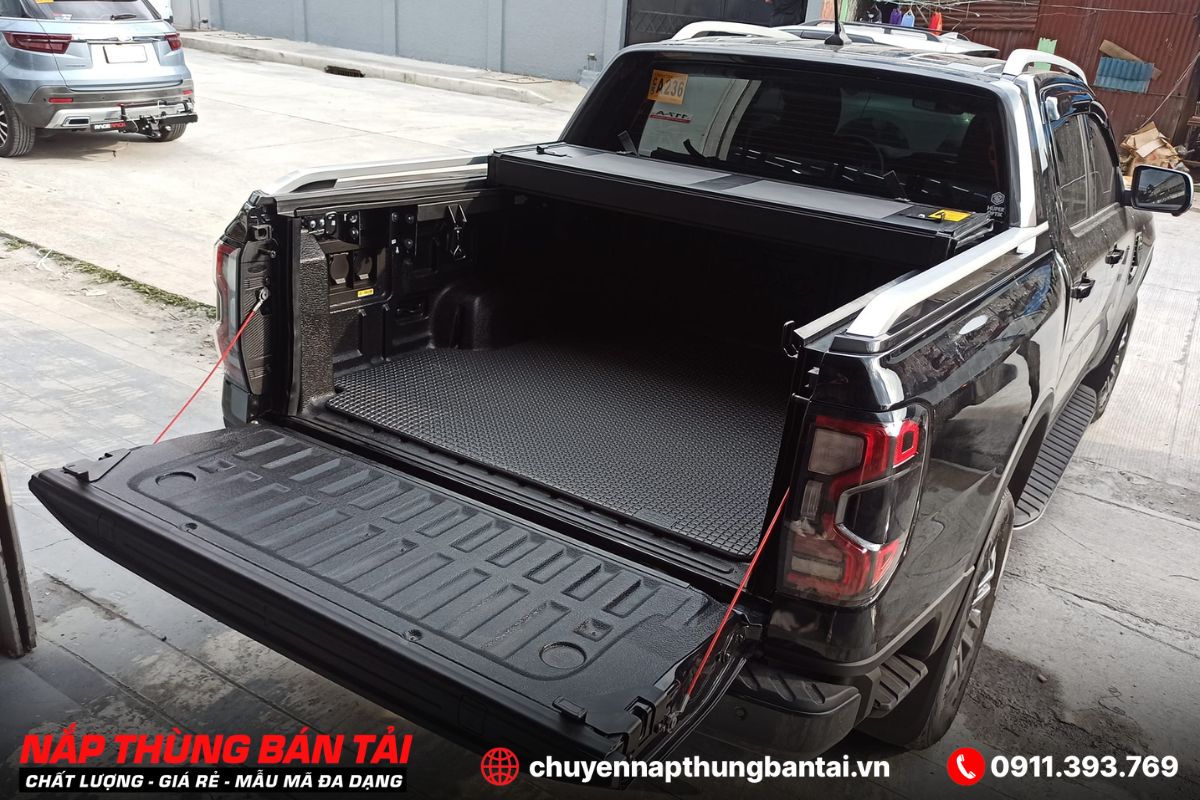 Nắp Thùng 3 Tấm Ford Ranger Wildtrak (Đời 2018 - 2022)