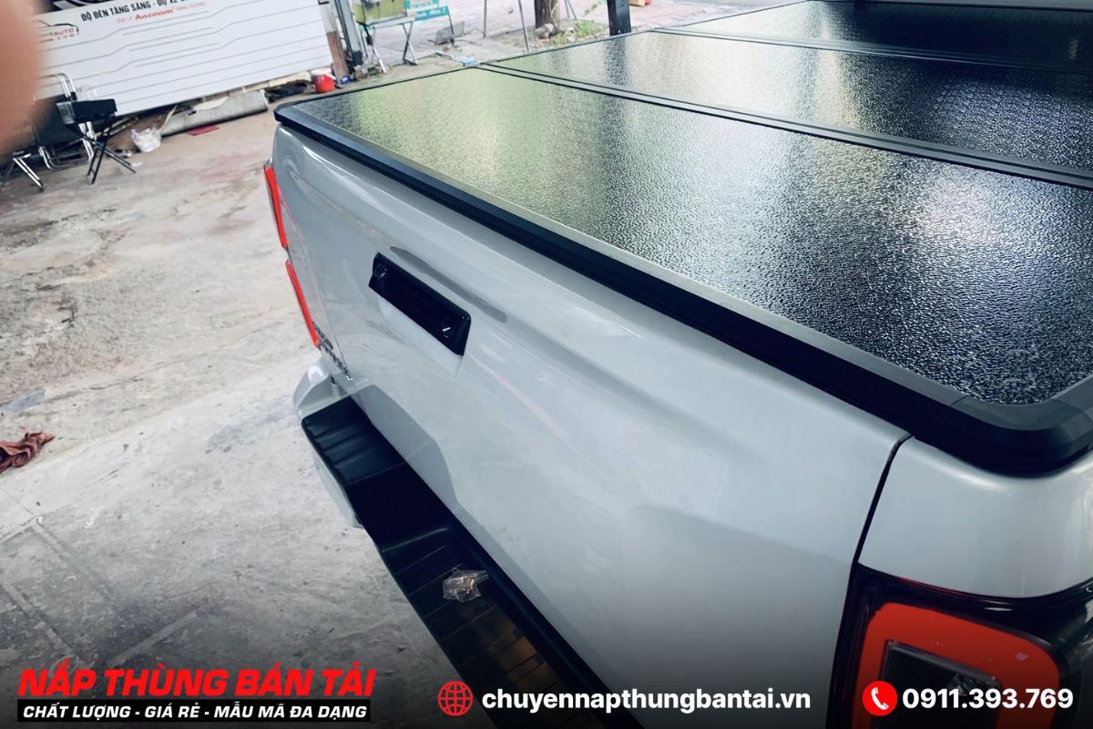 NẮP THÙNG 3 TẤM ISUZU D-MAX