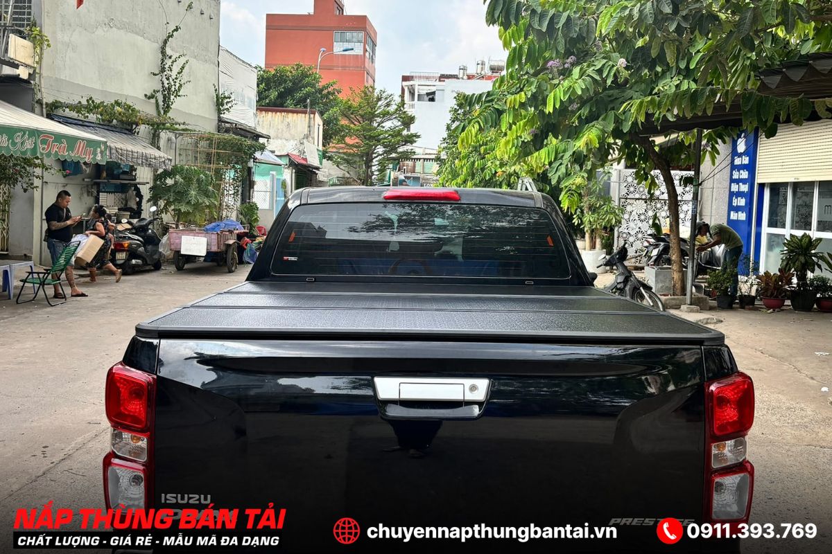 NẮP THÙNG 3 TẤM ISUZU D-MAX