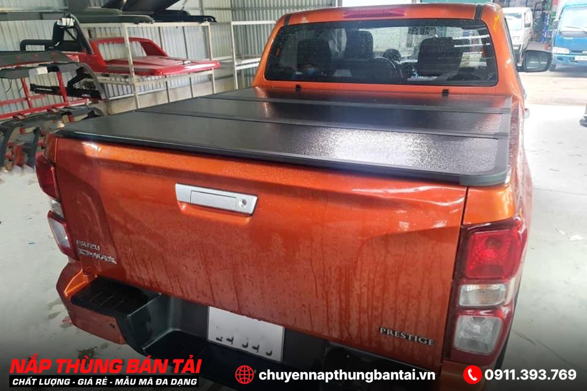 NẮP THÙNG 3 TẤM ISUZU D-MAX
