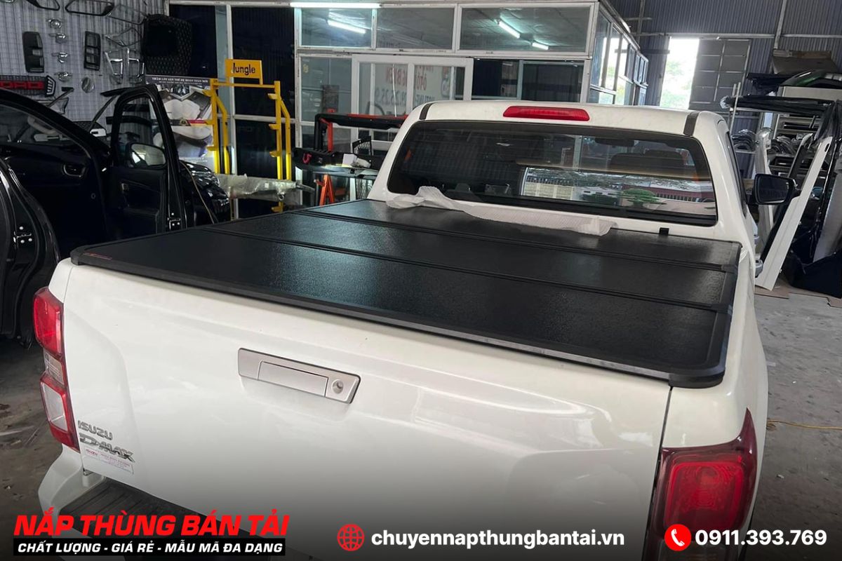 NẮP THÙNG 3 TẤM ISUZU D-MAX