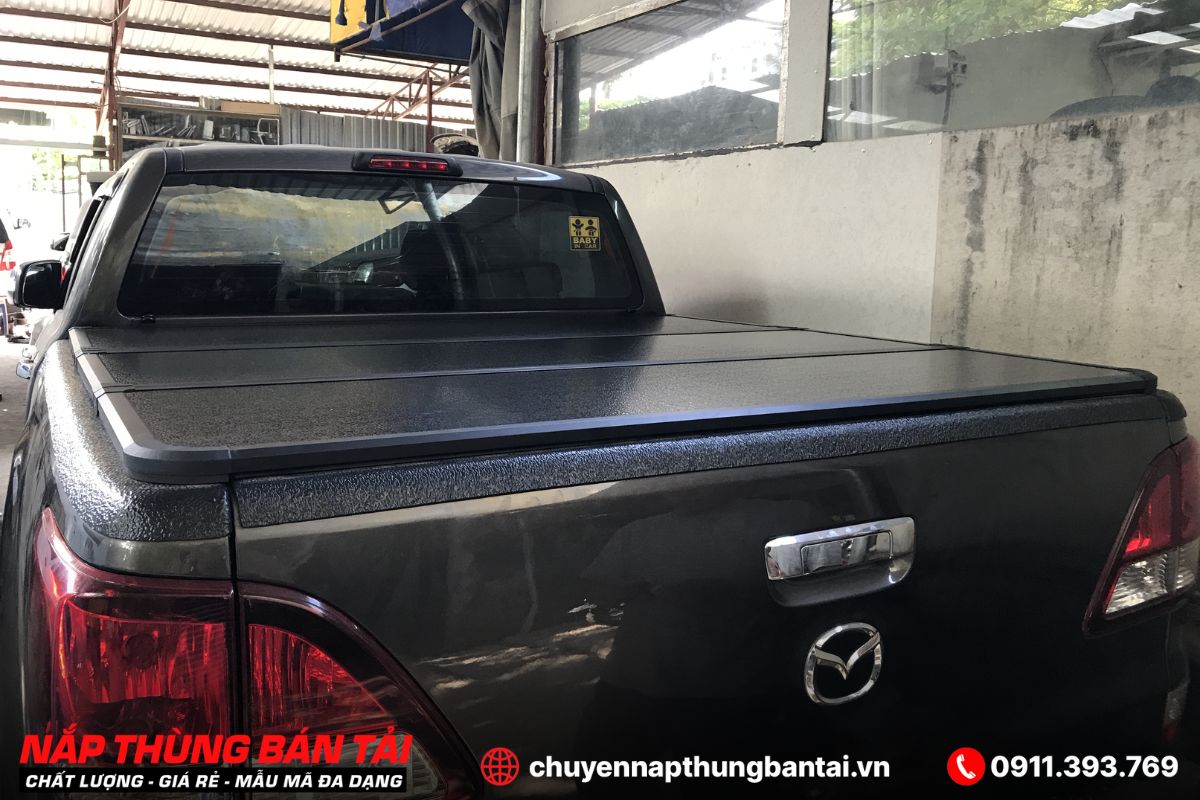 NẮP THÙNG 3 TẤM MAZDA BT-50