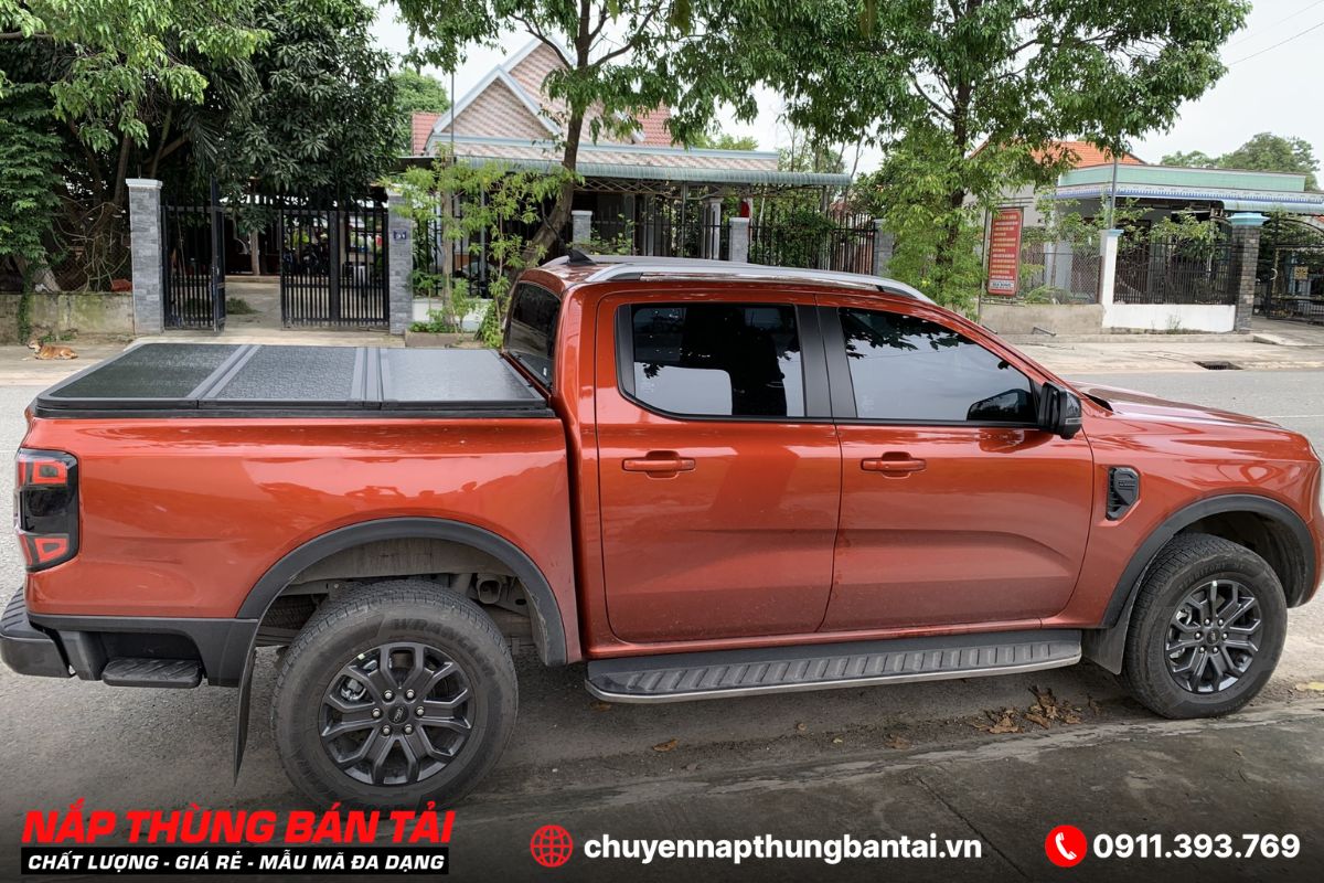NẮP THÙNG 3 TẤM MITSUBISHI TRITON