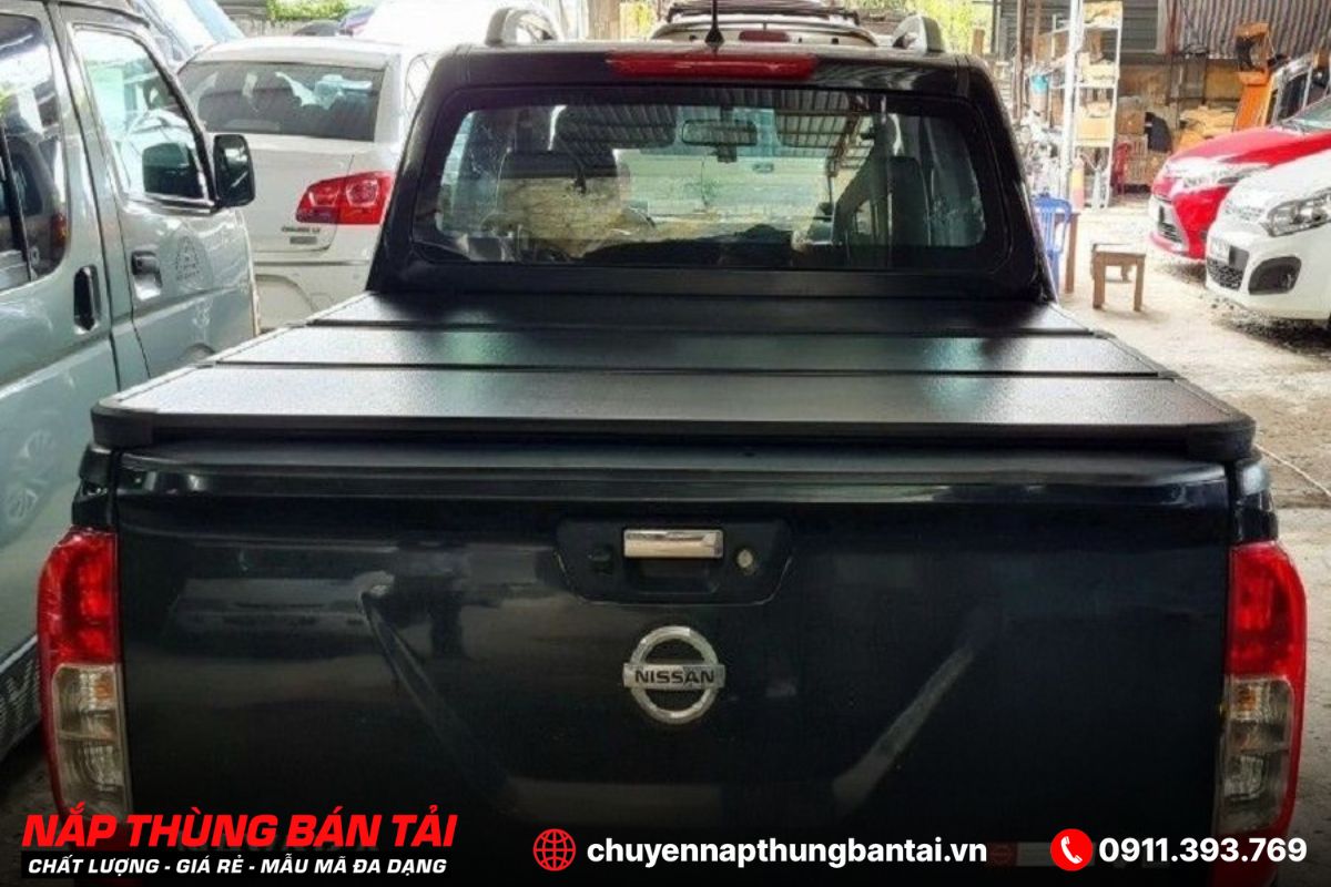 NẮP THÙNG 3 TẤM NISSAN NAVARA