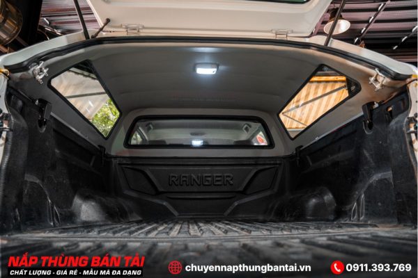 Khoang chứa đồ Nắp Thùng Cao Ford Ranger Xls 2023 (Có Đèn)