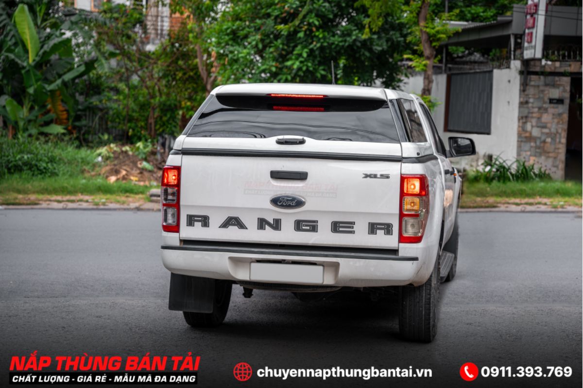 Nắp thùng cao Ford Ranger Xls 2023 (Có Đèn)
