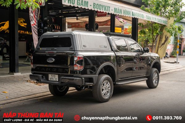 NẮP THÙNG CAO NHÔM FORD RANGER STORMTRAK