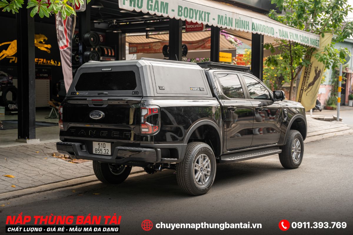 NẮP THÙNG CAO NHÔM FORD RANGER STORMTRAK