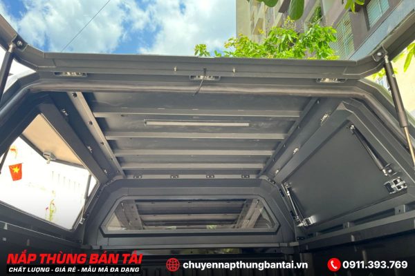 NẮP THÙNG CAO NHÔM MITSUBISHI TRITON