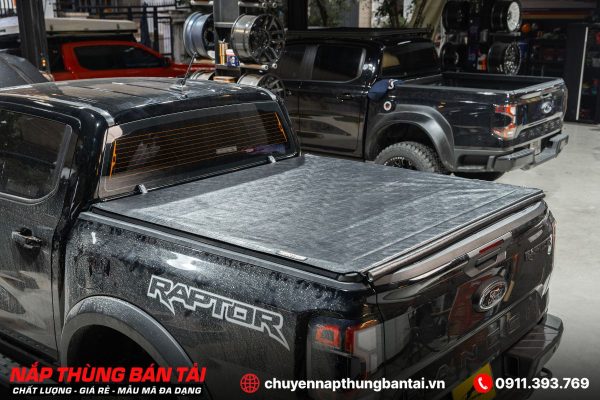 NẮP THÙNG CUỘN BẠT FORD RANGER RAPTOR 2023