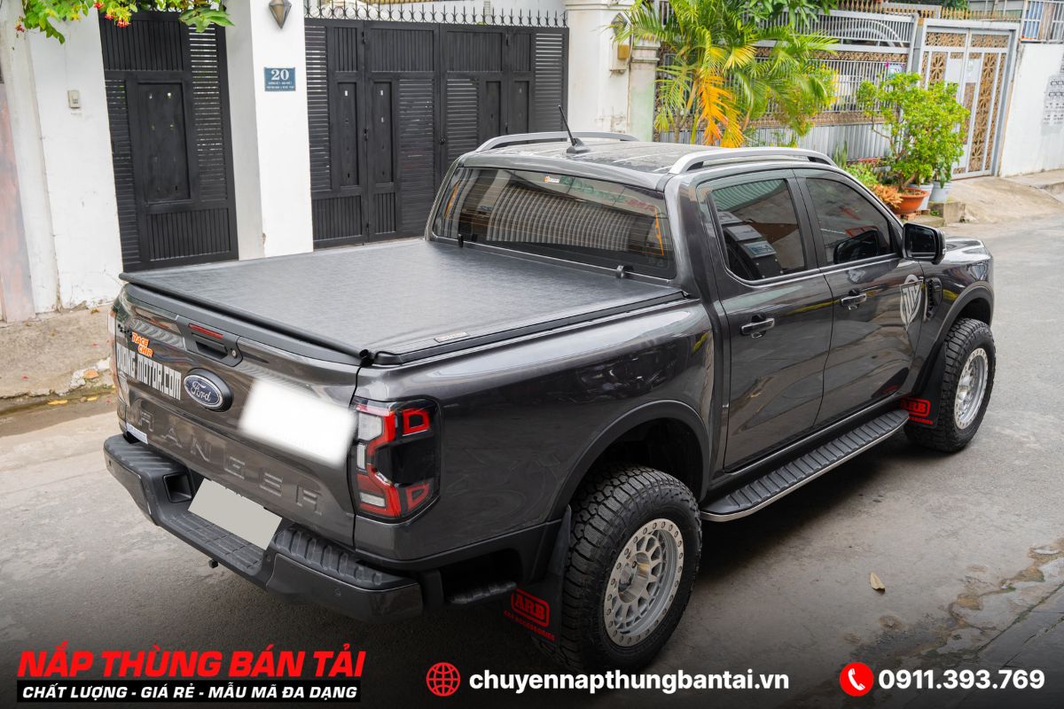 NẮP THÙNG CUỘN BẠT FORD RANGER STORMTRAK
