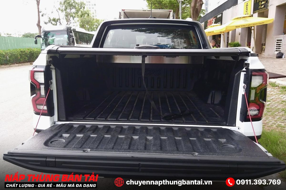 NẮP THÙNG CUỘN CƠ CARRYBOY FORD RANGER XLS (ĐỜI 2018 - 2022)
