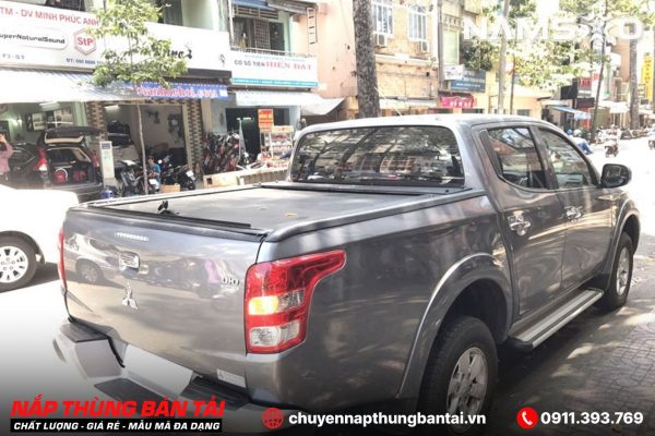 NẮP THÙNG CUỘN CƠ CARRYBOY MITSUBISHI TRITON