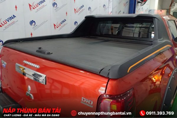 NẮP THÙNG CUỘN CƠ CARRYBOY MITSUBISHI TRITON