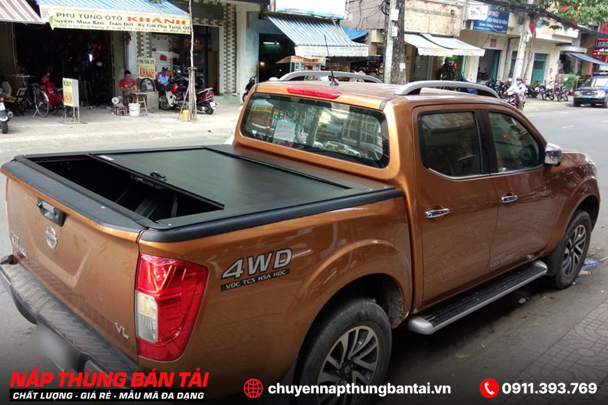 NẮP THÙNG CUỘN CƠ CARRYBOY NISSAN NAVARA