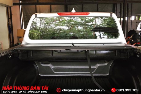 NẮP THÙNG CUỘN CƠ CARRYBOY NISSAN NAVARA