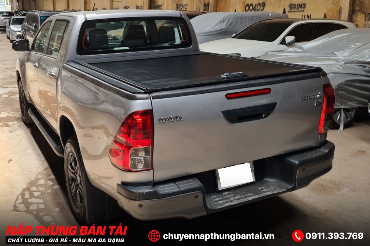 NẮP THÙNG CUỘN CƠ CARRYBOY TOYOTA HILUX