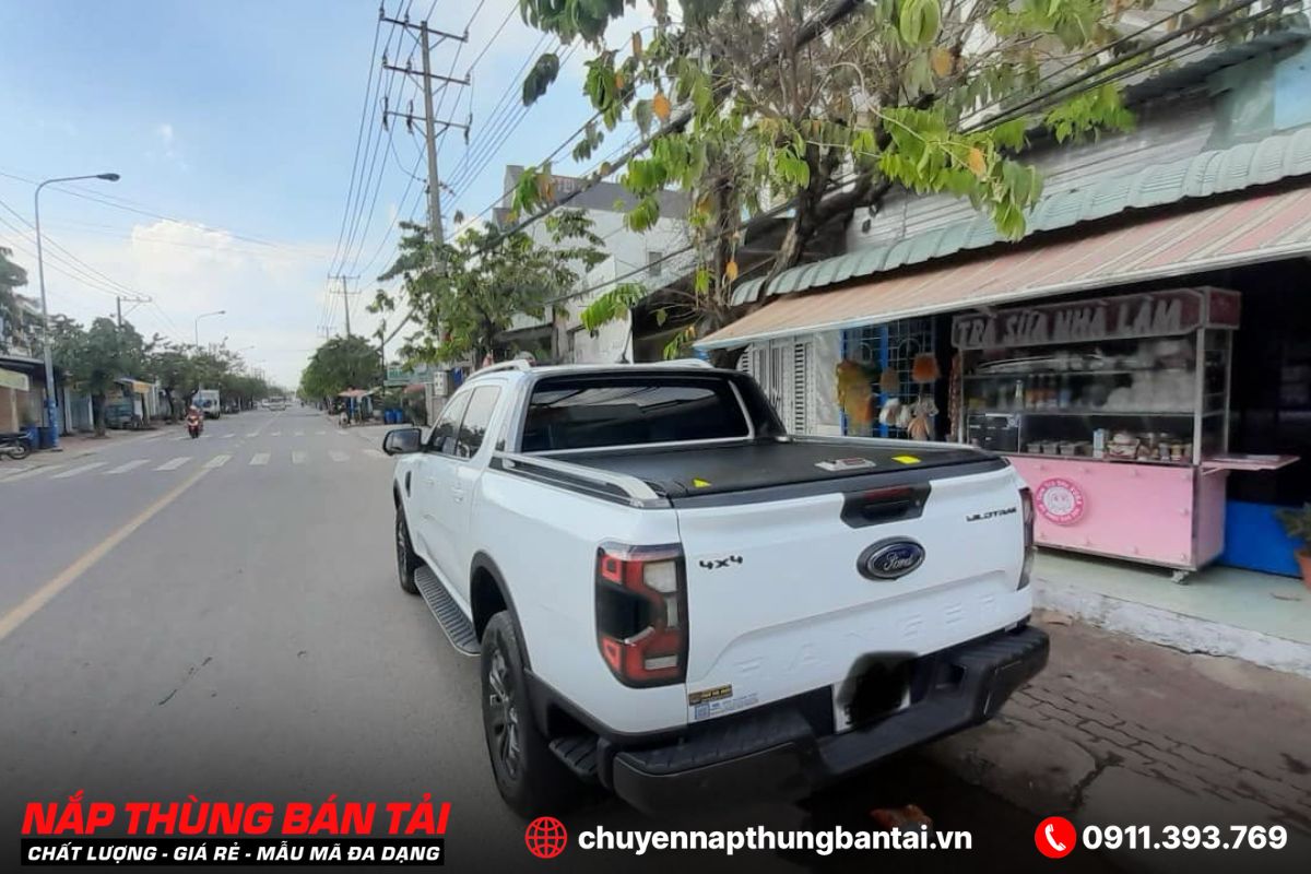 NẮP THÙNG CUỘN CƠ OPTION4X4 FORD RANGER XLS (ĐỜI 2018 - 2022)