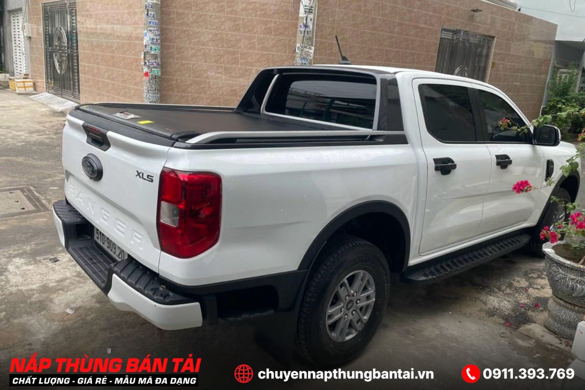 NẮP THÙNG CUỘN CƠ OPTION4X4 FORD RANGER XLS (ĐỜI 2018 - 2022)