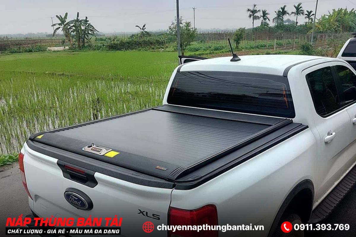 NẮP THÙNG CUỘN CƠ OPTION4X4 FORD RANGER XLS (ĐỜI 2018 - 2022)