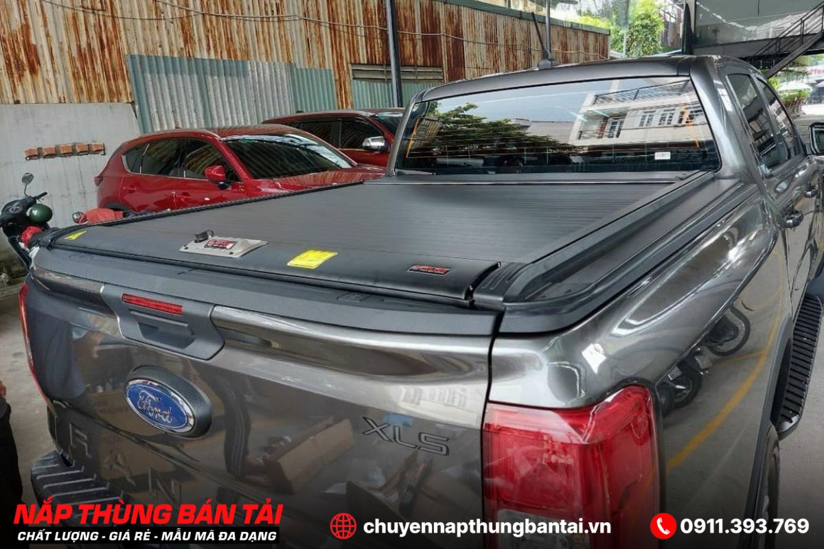 NẮP THÙNG CUỘN CƠ OPTION4X4 FORD RANGER XLS (ĐỜI 2018 - 2022)