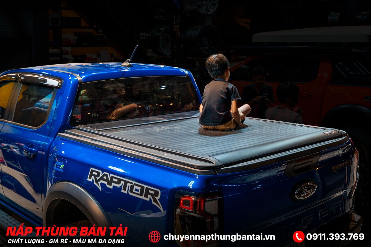 NẮP THÙNG CUỘN ĐIỆN OPTION4X4 FORD RANGER RAPTOR (ĐỜI 2018 - 2022)