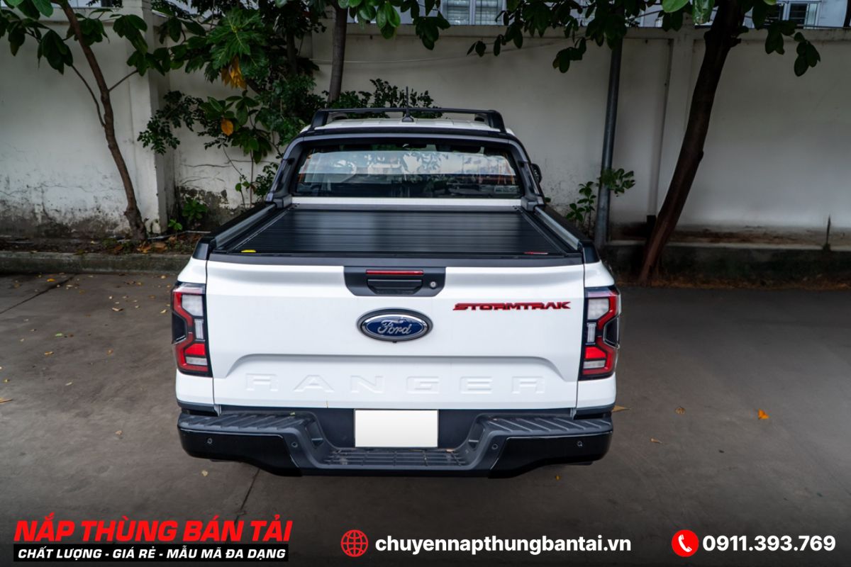 NẮP THÙNG CUỘN ĐIỆN OPTION4X4 FORD RANGER STORMTRAK