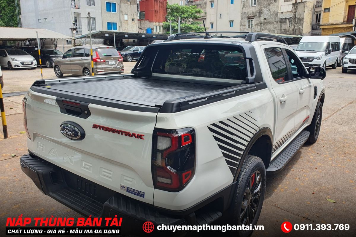 NẮP THÙNG CUỘN ĐIỆN OPTION4X4 FORD RANGER STORMTRAK
