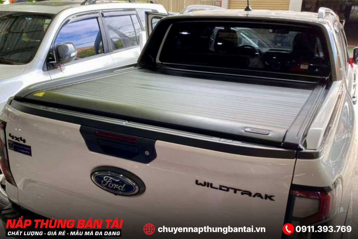 NẮP THÙNG CUỘN ĐIỆN OPTION4X4 FORD RANGER WILDTRAK 2023