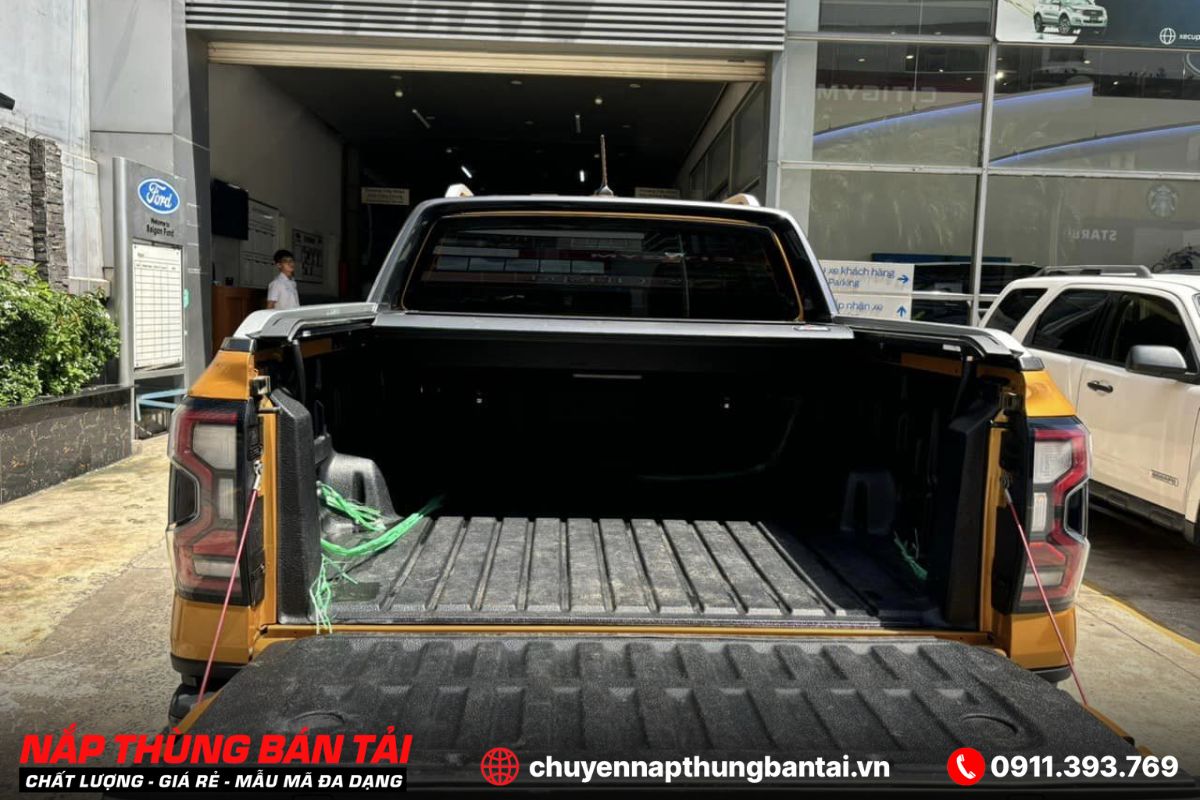 NẮP THÙNG CUỘN ĐIỆN OPTION4X4 FORD RANGER WILDTRAK (ĐỜI 2018 - 2022)