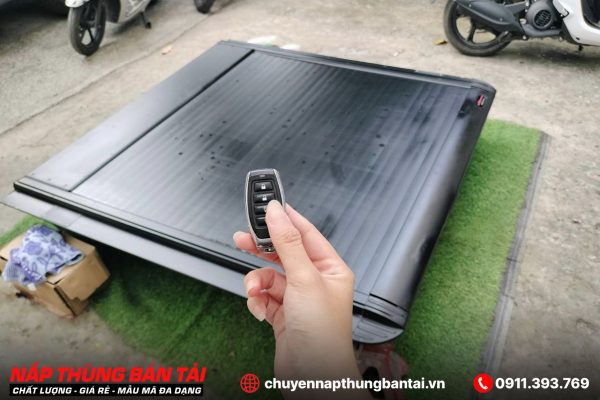 NẮP THÙNG CUỘN ĐIỆN OPTION4X4 MAZDA BT-50