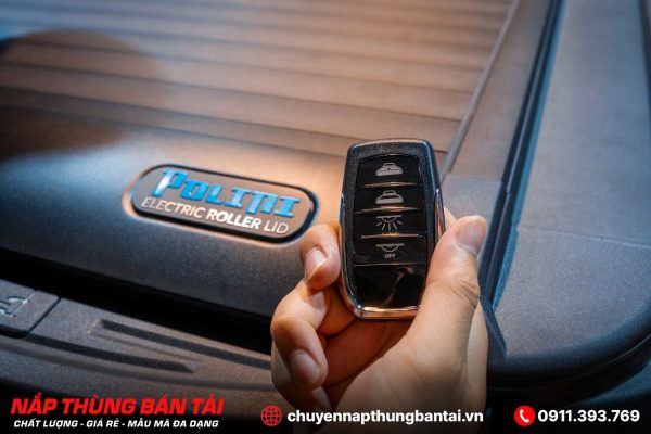 NẮP THÙNG CUỘN ĐIỆN POLINI TOYOTA HILUX