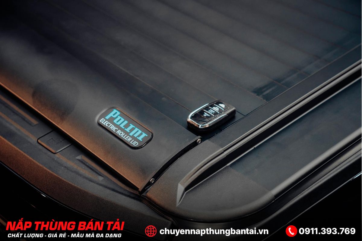 NẮP THÙNG CUỘN ĐIỆN POLINI NISSAN NAVARA