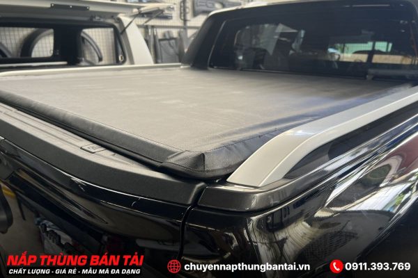 NẮP THÙNG CUỘN MỀM FORD RANGER WILDTRAK 2023