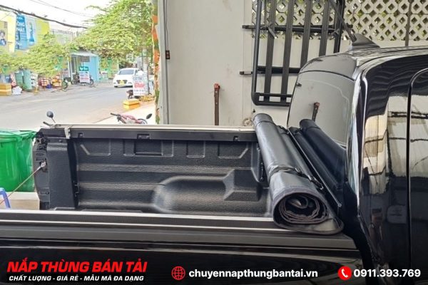Nắp thùng cuộn mềm Option Roll Mitsubishi Triton