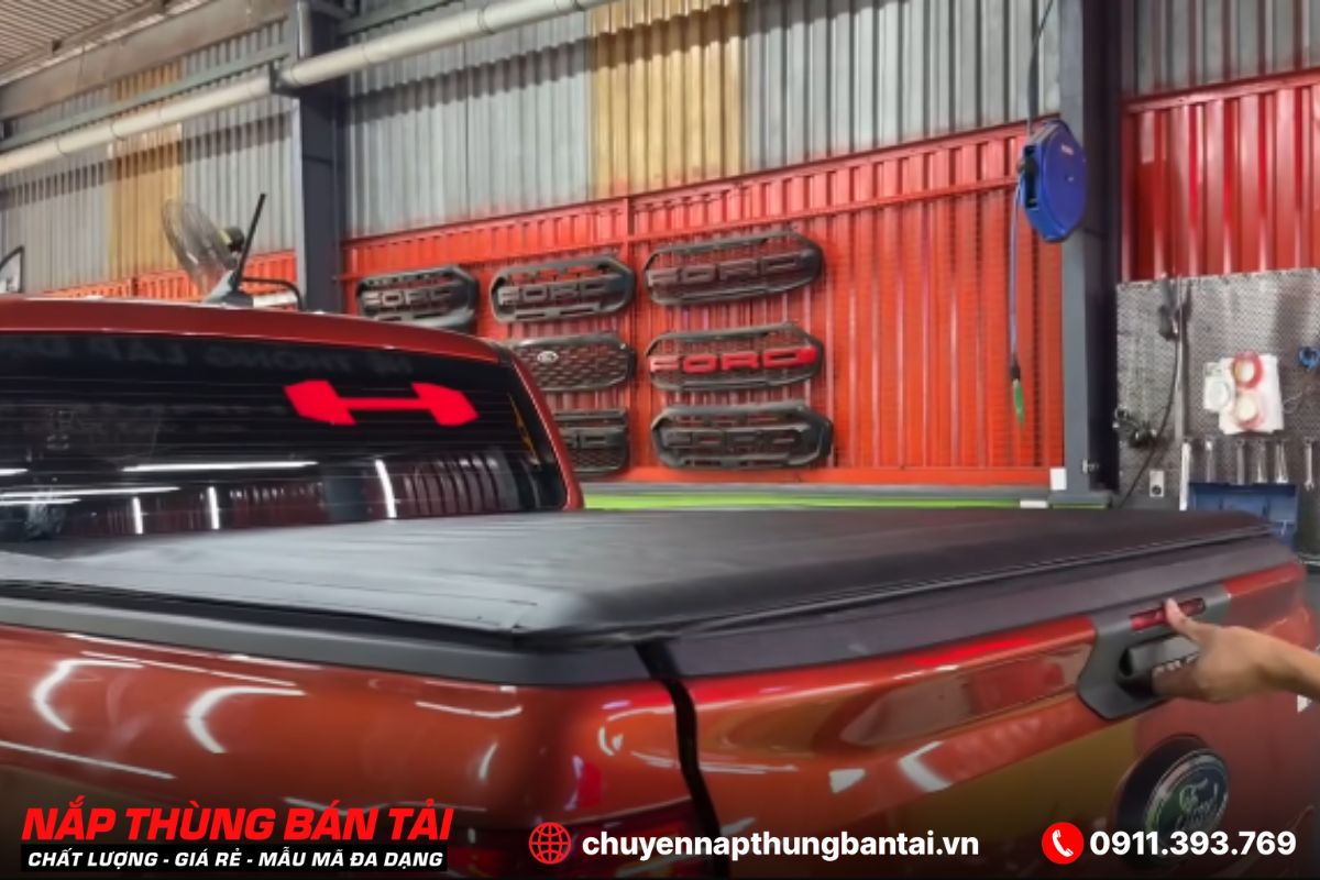 NẮP THÙNG CUỘN MỀM TONTOP FORD RANGER XLT (ĐỜI 2018 - 2022)
