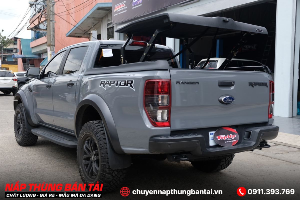 Nắp Thùng Topflip Ford Ranger Raptor (Đời 2018 - 2022) có gây ảnh hưởng đến hiệu suất lái xe không?