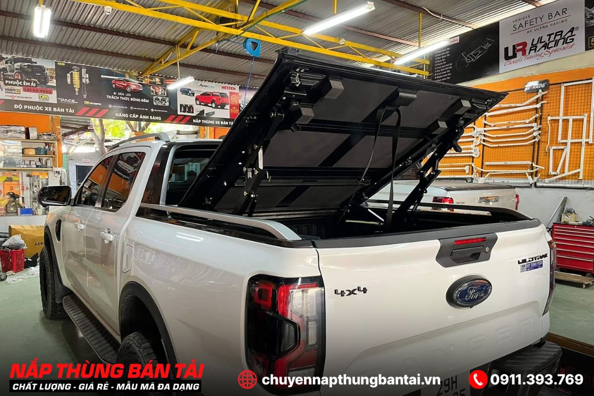Nắp Thùng Topflip Ford Ranger Wildtrak 2023
