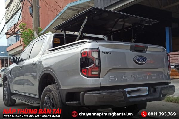 NẮP THÙNG TOPFLIP FORD RANGER XLT 2023
