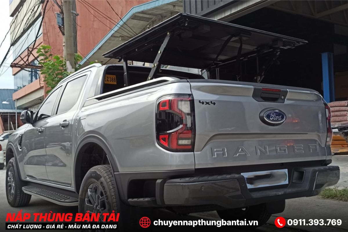 NẮP THÙNG TOPFLIP FORD RANGER XLT 2023