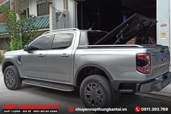 NẮP THÙNG TOPFLIP FORD RANGER XLT 2023