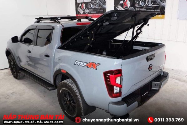 NẮP THÙNG TOPFLIP NISSAN NAVARA