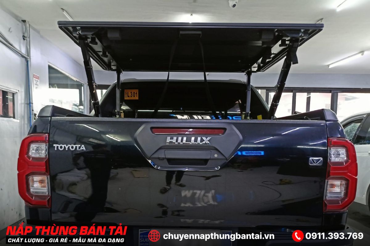 NẮP THÙNG TOPFLIP TOYOTA HILUX