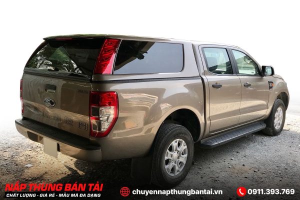 NẮP THÙNG CAO FORD RANGER XLT 2023 (CÓ ĐÈN)