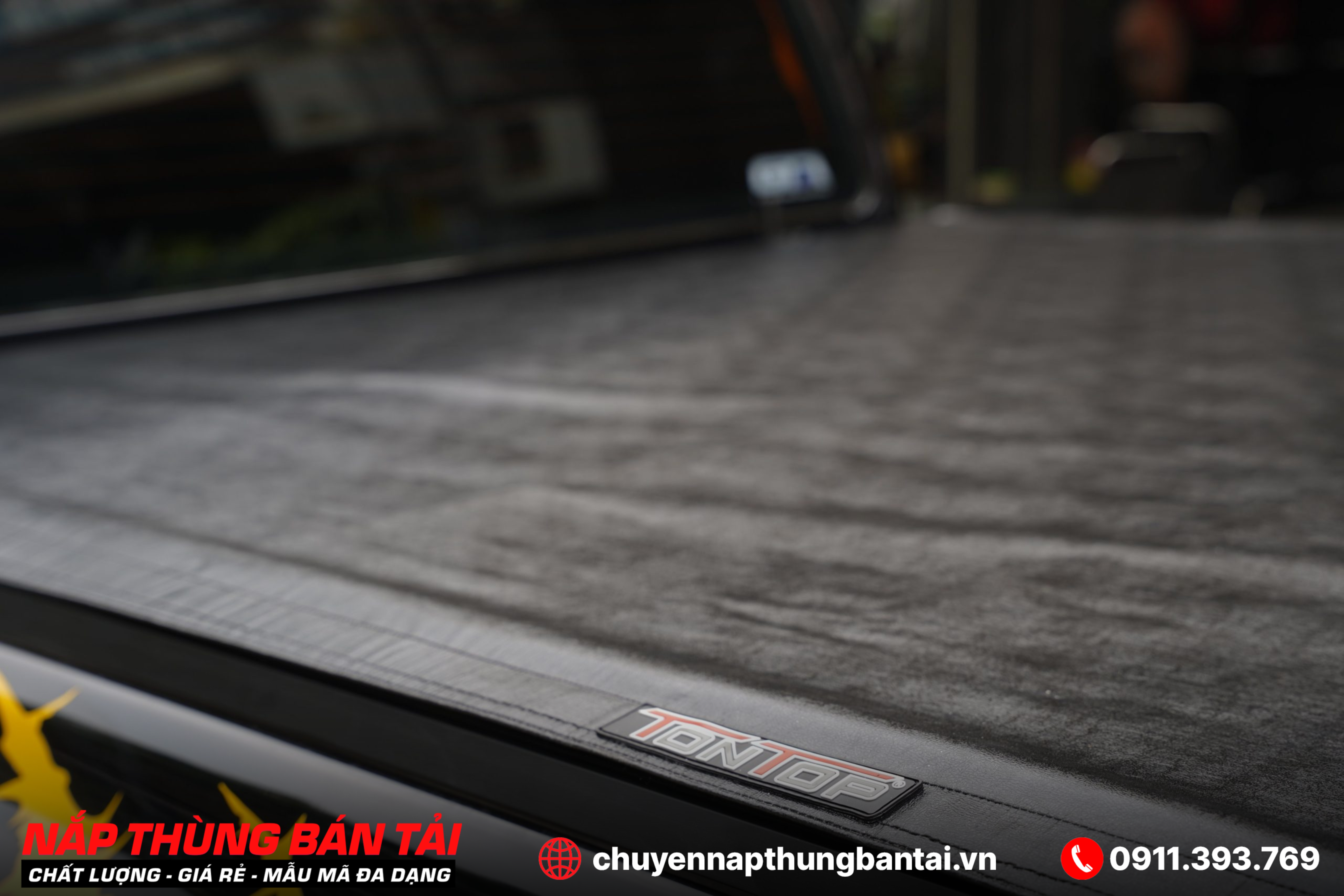 Nắp Thùng Cuộn Mềm Tontop Ford Ranger Stormtrak