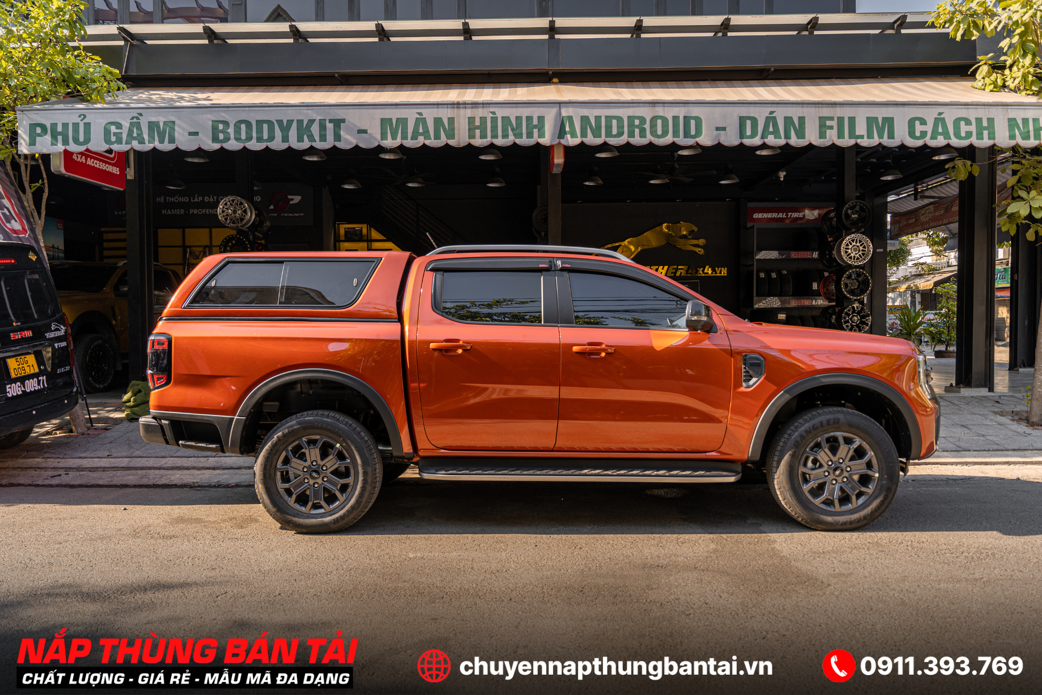 Nắp Thùng Cao Nhôm Ford Ranger Wildtrak 2023