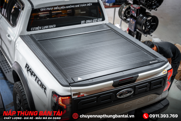 Nắp thùng cuộn điện Aeroklas Thái Lan Ford Ranger Raptor