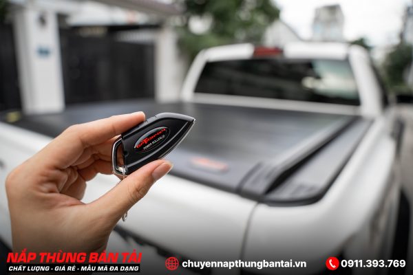 NẮP THÙNG CUỘN ĐIỆN OPTION4X4 FORD RANGER RAPTOR 2023